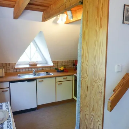 Anne Apartment *